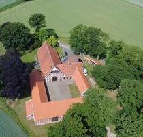 Hochwertig sanierte 3-Zimmer-Erdgeschosswohnung im Grünen - Menslage