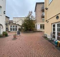 Charmantes Café unweit der Brandenburger Straße im Innenhof - Potsdam Berliner Vorstadt