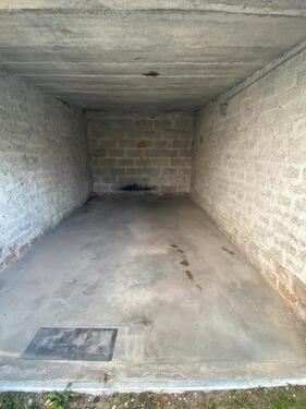 Foto - Große Garage zu vermieten in der Nähe des Güntherbursburgparks