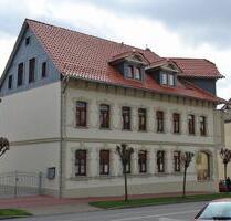 zentralgelegene Laden-Bürofläche in repräsentativem Wohn- und Geschäftshaus - Helbra