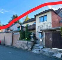 RUHESITZ Haus mit Halle Garagen Sackgasse TOP AUSSICHT 2x Wohnung - Ochsenfurt