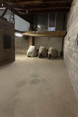 Foto - Stellplätze für Motorrad Garage Scheune