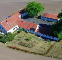 Resthof mit mehren HallenGaragen und Werkstatt - Stemwede