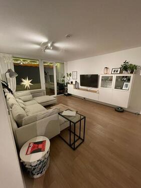 Foto - Sonnige 4-Zimmer-Wohnung mit Süd-Loggia & Naturblick