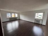 Foto - Helle 4,5-Zimmer-Wohnung mit Balkon & Tiefgarage zu vermieten