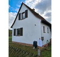 Kleines Haus auf großem Ackergrundstück in Kleinwallstadt - Langenselbold