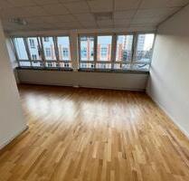 *Offenbach* Helles Büro nahe Ledermuseum - Offenbach am Main Hafen