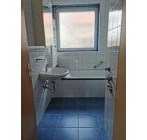 Stelingen, helle 3-Zimmer-Wohnung mit Balkon – zentrale Lage - Garbsen Berenbostel