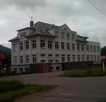 LOFT-Wohnung in alter Fabrik mit eigenem Hofraum und Garten - Albstadt Gemarkung Onstmettingen