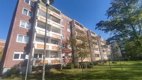 Foto - Bezugsfertige 3-Raum-Wohnung mit Balkon und Dusche