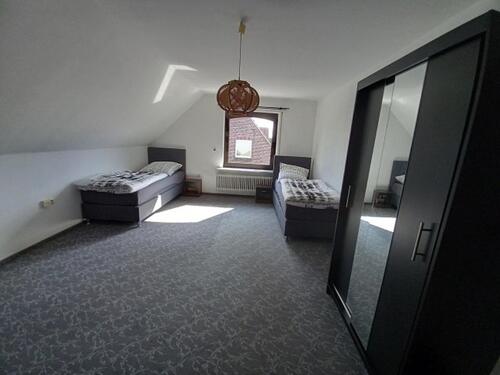 Foto - Monteurwohnung 7 Personen - 15,00 EUR Kaltmiete,