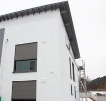 Außergewöhnlich schöne 2 Zimmer-Wohnung mit perfekter Verkehsanbindung - Offenbach am Main Bieber