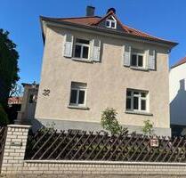 Ein einfamilien Zweifamilien Haus zum Verkaufen - Ginsheim-Gustavsburg