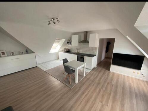 Foto - 1 Zimmer Dachgeschoßwohnung zur Miete in Dietzenbach