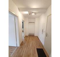 2-Zi.-Wohnung mit Balkon ! - 590,00&nbsp;EUR Kaltmiete, ca.&nbsp; 44,00&nbsp;m&sup2; in Kumhausen (PLZ: 84036)