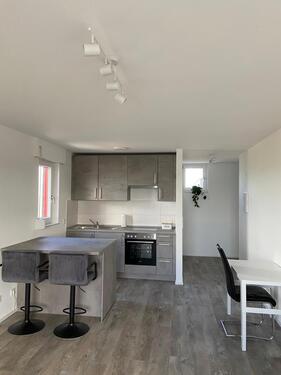 Foto - Stilvolle, voll möblierte 1-Zimmer-Wohnung (2022 saniert)