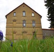 Wohnhaus, 2 Garagen, großer Garten - Altenburg