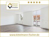 Foto - Wohnen im Grünen und abseits von der Stadt! Moderne 3-Zimmer-Wohnung mit Balkon!