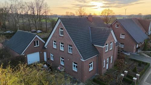 Foto - Einfamilienhaus mit sehr niedrigen Energiekosten (PV+Wärmepumpe)