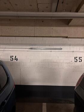 Foto - Tiefgaragenstellplatz - 100,00&nbsp;EUR Miete,
