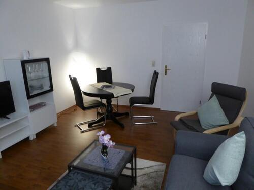 Foto - Möbl.2,5-3-Raum Apart.warm 850  mtl.pauschal komplett ausgestattet