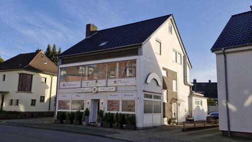 Foto - Vielseitige Gewerbefläche über 2 Ebenen in Herrringen!