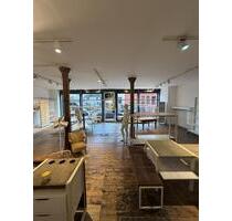 Ladengeschäft am Lindener Marktplatz - Hannover Linden-Limmer