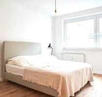 Helle möblierte 2-Zimmer Wohnung mit Balkon in Mitte - Berlin