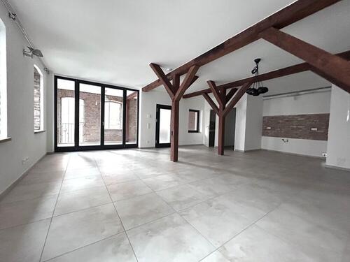 Foto - Altstadtflair trifft Moderne – exklusive 2-Zimmer-Wohnung mit Loggia