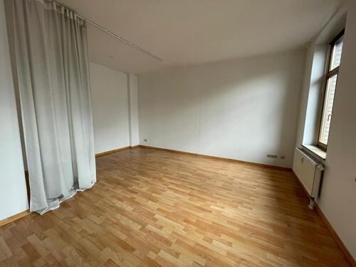Foto - Helle Ein-Raum-Wohnung in Chemnitz