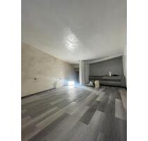 Raum all inklusiv 500€ +dusche+bett+Waschbecken+WC vor Marstall - Ludwigsburg Eglosheim