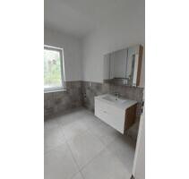 Schöne 2,5 Zimmer Wohnung, Terrasse, Stellplatz nahe Lehnitzsee - Oranienburg
