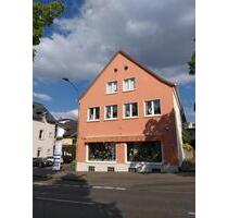 Top flexible 4 Büroräume und Büroplätze, großzüge Anmeldung und Flurbereich in Gießen OT Klein-Linden (1027-501201)