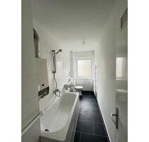 Renovierte 2-Zimmer-Wohnung mit Balkon frei! - Rendsburg