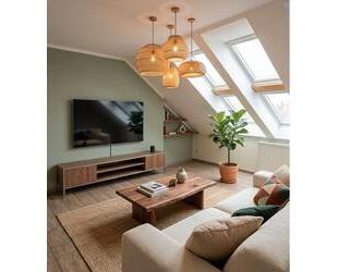 Lichtdurchflutetes Wohnglück: Schicke 2-Raum-Wohnung - Pölzig