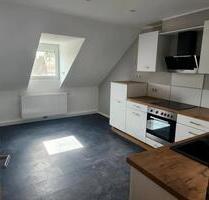 Frisch renovierte 3ZKB DG-Wohnung in Trier-Euren