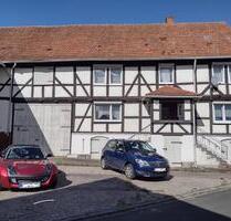 Einfamilien Fachwerkhaus mit Scheune, Garage, Stall u. Garten! - Alheim