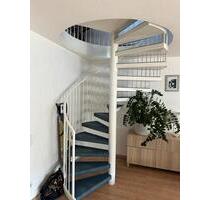 Möblierte 2-Zimmer-Maisonettewohnung - Monheim am Rhein