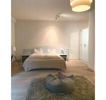 Luxus Studio Merianplatz bis Ende Okt. opt. frei bis Dez. - Frankfurt am Main Nordend Ost