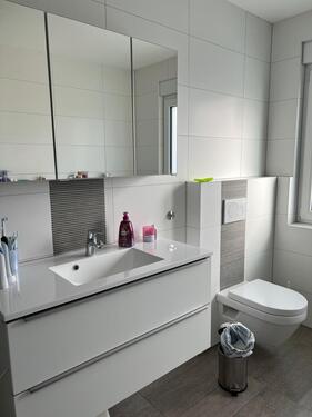 Foto - Saniertes Reihenmittelhaus zu vermieten