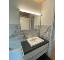 Neubau 3-Zimmer-Wohnung im EG, barrierefreie mit Einbauküche, Terrasse und Garten - Backnang