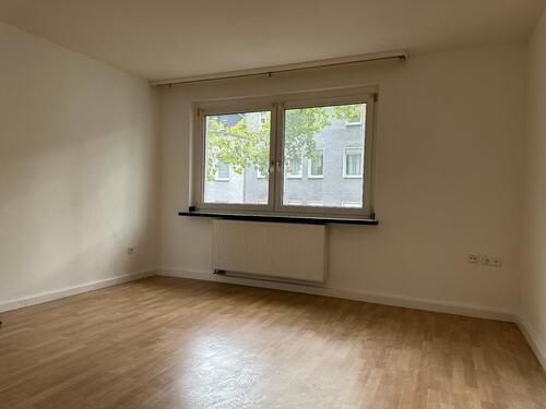 Foto - Helle und frisch renovierte 3 Zimmer Wohnung