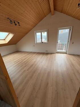 Foto - 2.5 Zimmer Dachgeschoßwohnung in Sinzheim