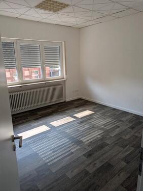 Foto - Büro, Praxisräume, Büroräume, Geschäftsräume in Maikammer