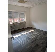 Büro, Praxisräume, Büroräume, Geschäftsräume in Maikammer