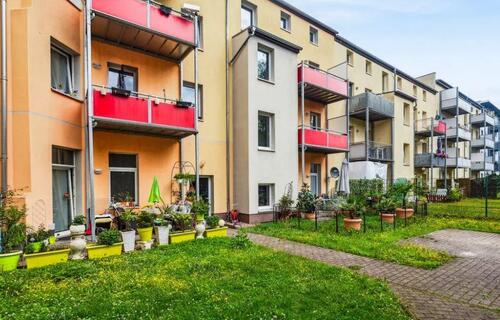 Foto - Moderne Wohnung mit Einbauküche und Balkon