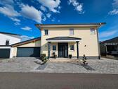 Foto - Traumhaftes Einfamilienhaus – 5 Zimmer, 164 m², Garten & Terrasse