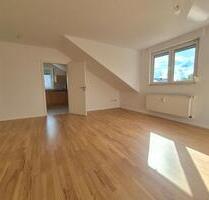 Helle 2 Zimmer DG-Wohnung in LPSüd - Lippstadt Overhagen