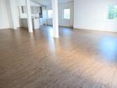 Foto - Sehr helle große ruhige Loft-Wohnung mit zwei Freitritten und großem Komfort-Badezimmer!