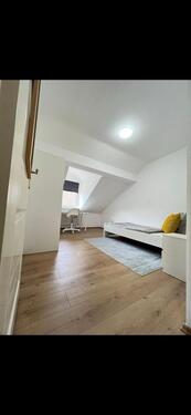 Foto - WG Zimmer - Zimmer - Wohnung - ZKB - zu vermieten an Studenten